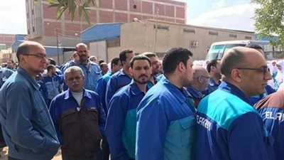 في ثاني أيام التصويت.. عمال توشيبا العربي يدلون بأصواتهم في الاستفتاء