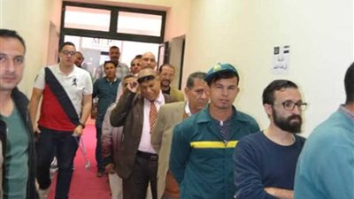 إقبال كبير من العاملين والمترددين على المقر الإنتخابي بمدينة الإنتاج الإعلامى