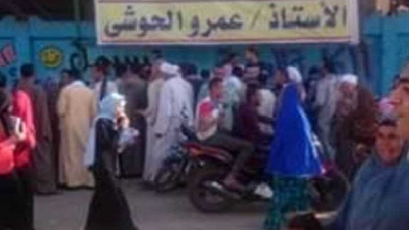 بالصور.. إقبال كثيف