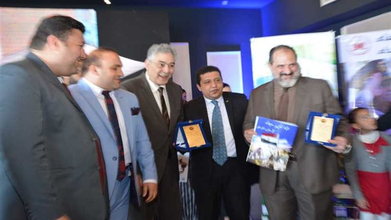 (تكريم خالد الصاوي