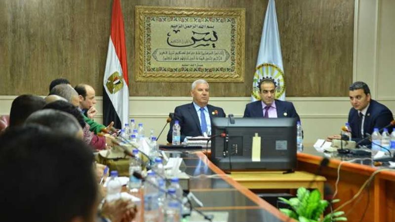 محافظ مطروح يتابع