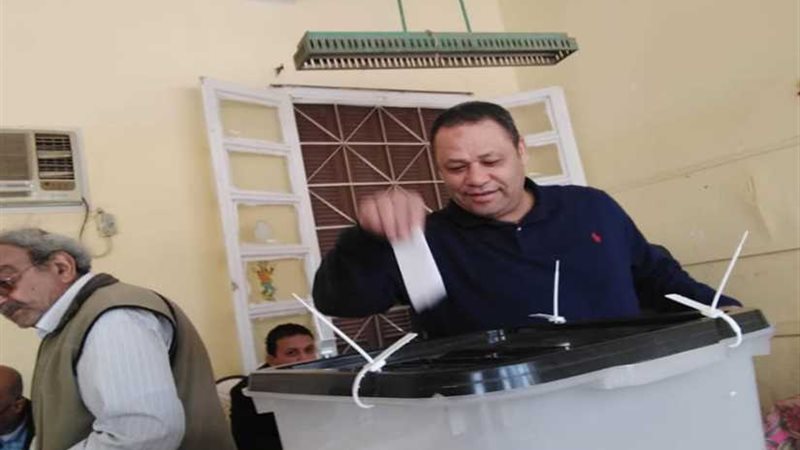 ضياء السيد يثني علي