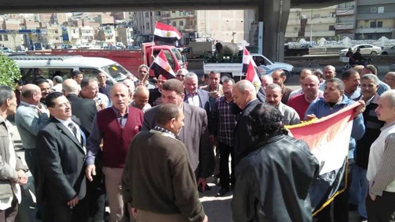 المواطنون يحتشدون