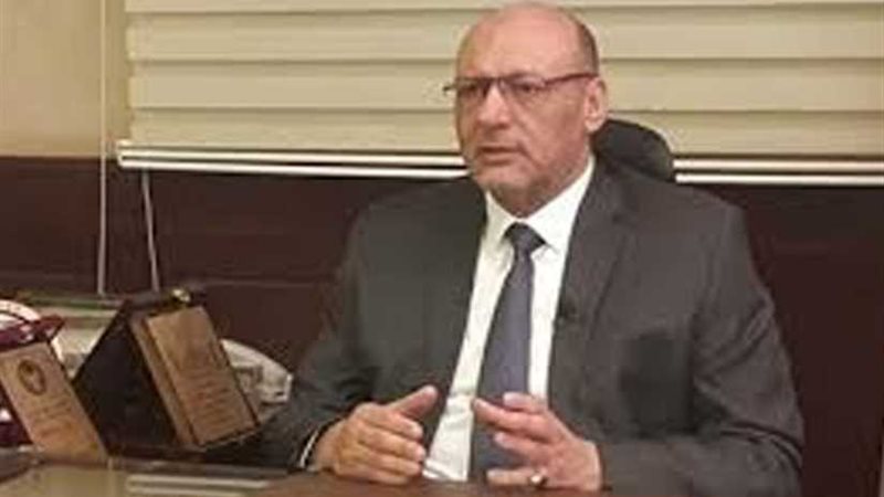 رئيس مصر الثورة يدين