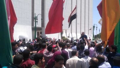 مسيرة حاشدة لدعوة المواطنين للمشاركة في الاستفتاء على التعديلات الدستورية