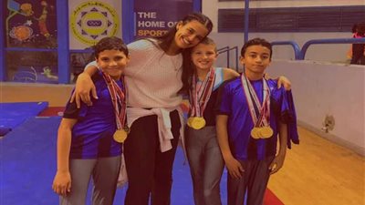 الترامبولين الزهور 12 سنة أبطال الجمهورية