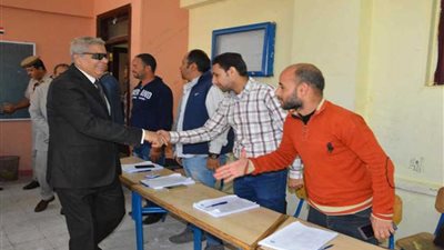محافظ المنيا يتابع الاستفتاء على التعديلات الدستورية بعدد من لجان أبوقرقاص