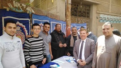 رئيس برلمانية الحركة الوطنية يدلي بصوته في استفتاء الدستور