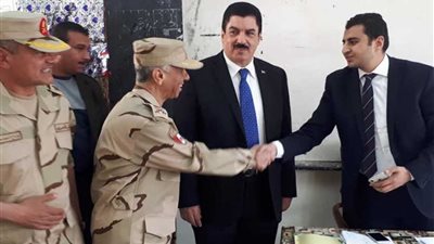 قائد الحرب الإلكترونية ومحافظ القليوبية يتفقدان لجان انتخابات الاستفتاء على تعديل الدستور
