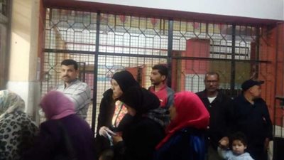 إقبال كثيف على لجان الاستفتاء ببورسعيد قبل ساعات من إغلاق باب التصويت في اليوم الثالث والأخير