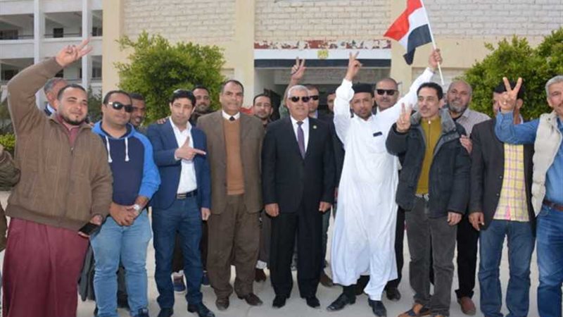 بالصور.. توافد متزايد