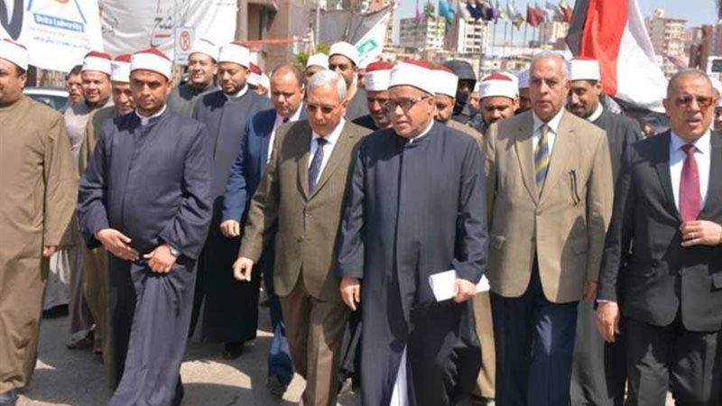 محافظ الدقهلية يقود