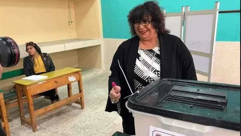 بالصور.. قيادات وزارة