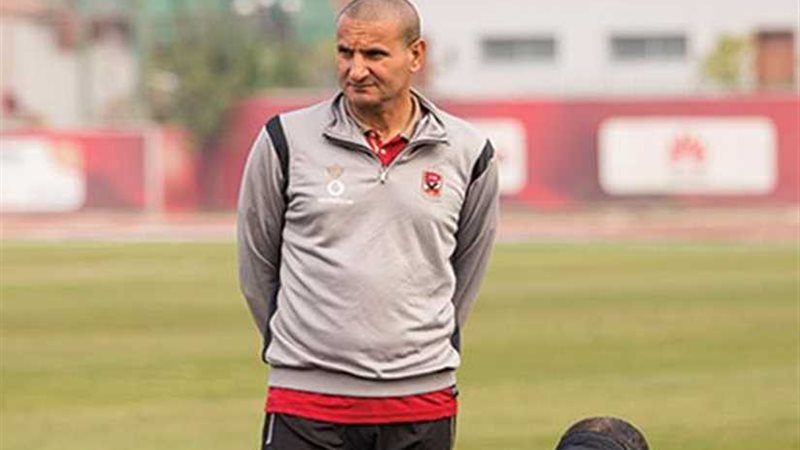 خاص | والد حارس الأهلي: