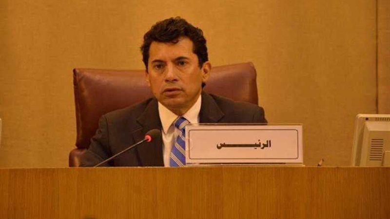 أشرف صبحي يفتتح الدورة