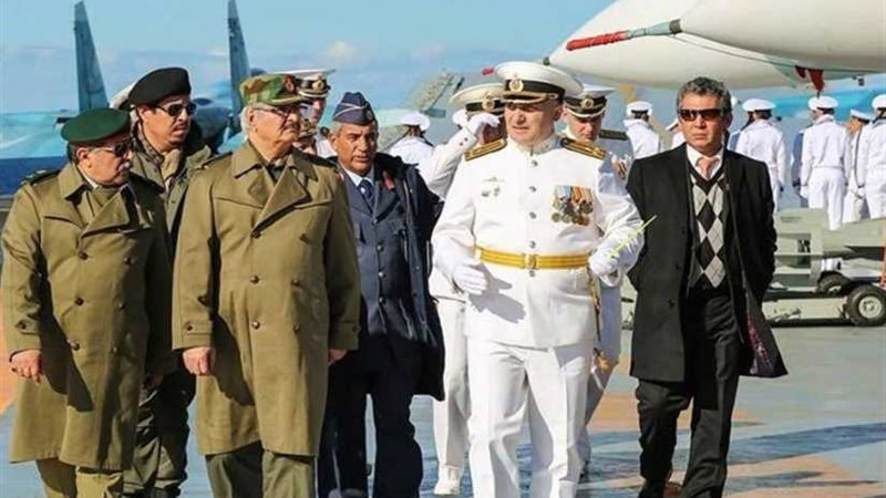 البحرية الليبية تفرض