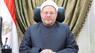 مفتي الجمهورية يهنئ الشعب المصري بإعلان نتيجة الاستفتاء على الدستور