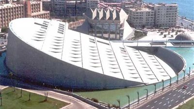 تيرتوليان يدافع عن المسيحية بمكتبة الإسكندرية