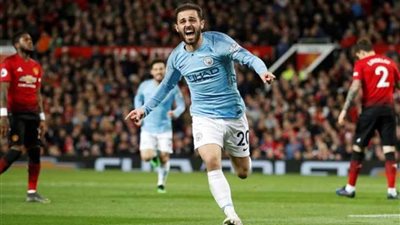 مانشستر سيتي يفوز على يونايتد 2-0 ويقترب من حصد لقب الدوري الإنجليزي