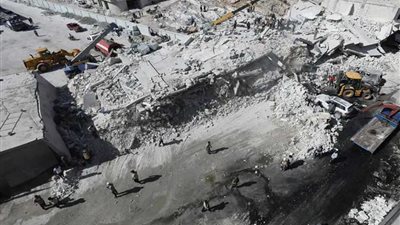 المرصد السوري: مقتل 18 شخصًا جراء انفجار سيارة بمحافظة إدلب