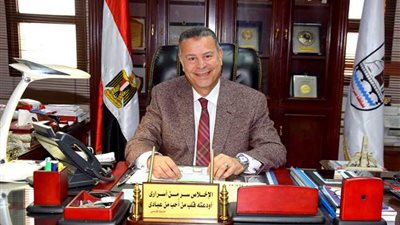 محافظ بني سويف يهنئ قداسة البابا تواضروس الثاني بعيد القيامة المجيد