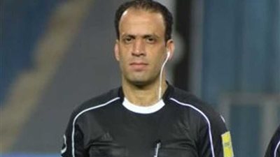 لجنة الحكام: 