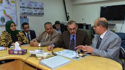 محافظ أسيوط يعقد اجتماعا لمتابعة منظومة مكينة أملاك الدولة.. (صور)