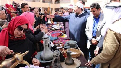 افتتاح معرض المنتجات السيناوية والفنون التشكيلية بحضور وزيري الأوقاف والشباب