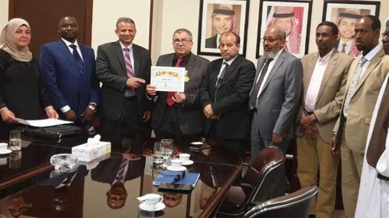 مصطفى الشيخ في زيارة