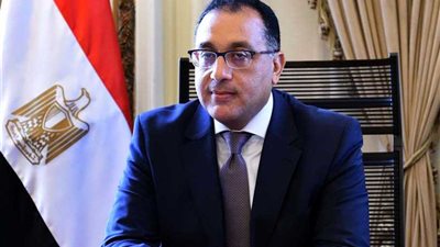 رئيس الوزراء يهنئ المسيحيين بعيد القيامة المجيد