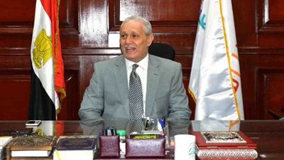 محافظ الاقصر يزور كنيسة السيدة العذراء لتقديم التهنئة بمناسبة عيد القيامة المجيد