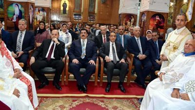 محافظ القليوبية ومدير الأمن يشهدان قداس عيد القيامة بكنيسة العذراء ببنها