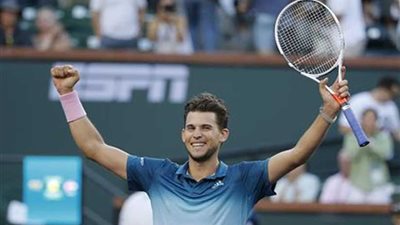 لاعب التنس النمساوي دومينيك ثيم يتوج بلقب بطولة برشلونة
