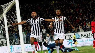 الصفاقسي التونسي يفوز على نهضة بركان المغربي بهدفين نظيفين في نصف نهائي الكونفدرالية