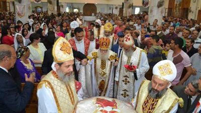 العيد فرحة بكنائس مصر