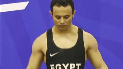 أحمد سعد يحرز 3 ذهبيات ببطولة إفريقيا لرفع الأثقال