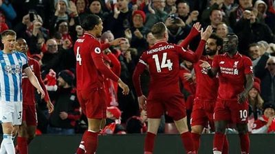 ليفربول يضرب هدرسفيلد بثلاثية نظيفة في الشوط الأول
