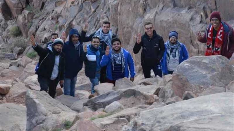 تحت شعار المغامرة