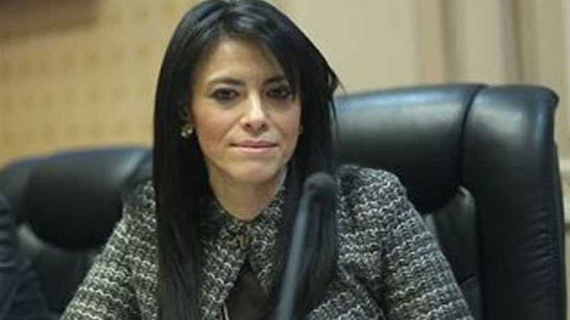 وزيرة السياحة تتوجه