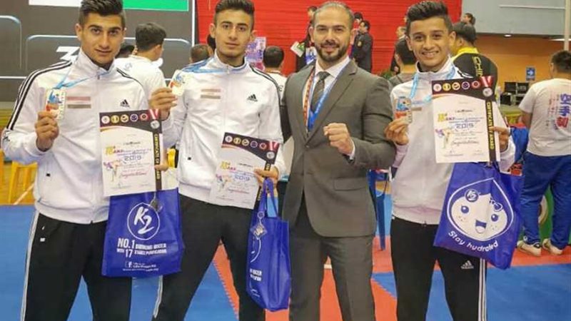 المدرب المصري يقود