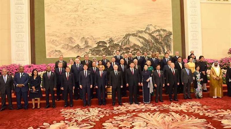 السيسي يشارك في مأدبة