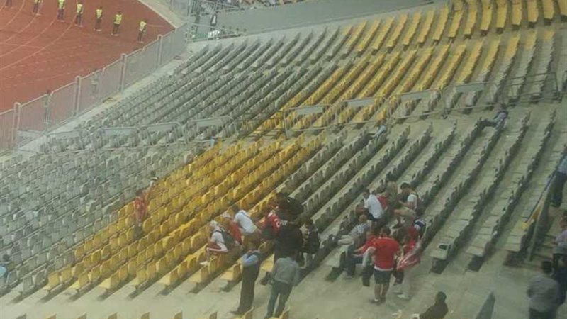 حضور ضعيف لجماهير