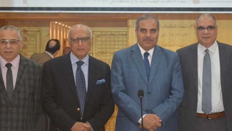 25 مايو بدء امتحانات