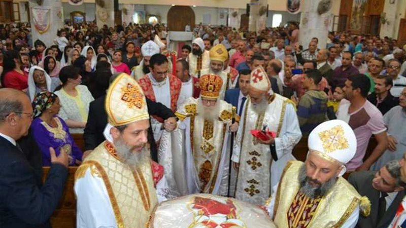 العيد فرحة بكنائس