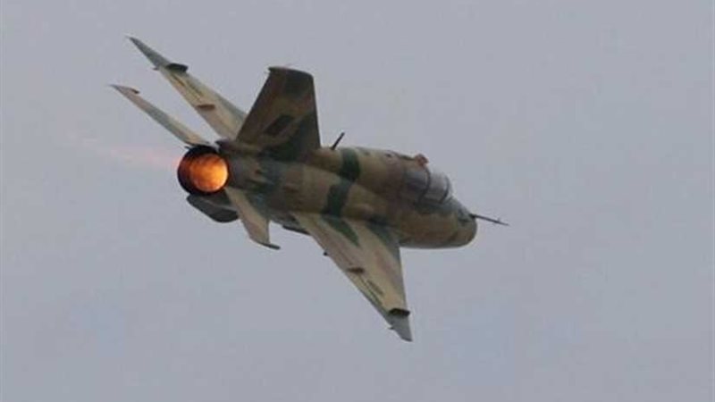 الطيران الليبى يفترس