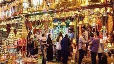 رمضان الإسكندرية.. فوانيس وياميش ومكسرات وأغانٍ وزينات