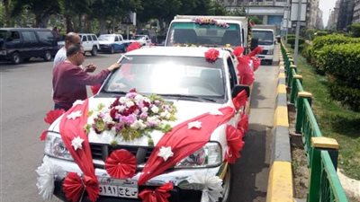 موكب لعربات 