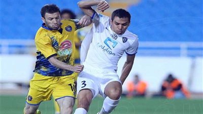 التعاون يفوز على الهلال بهدفين نظيفين ويمهد الطريق إلى النصر لحصد لقب الدوري السعودي
