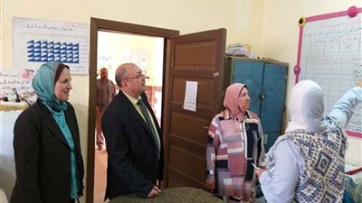 عجمي يتفقد سير الامتحانات بالإسكندرية