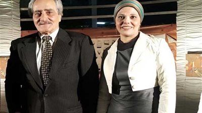 الفنان التشكيلي مدحت الحناوي في نجوم علي لايف